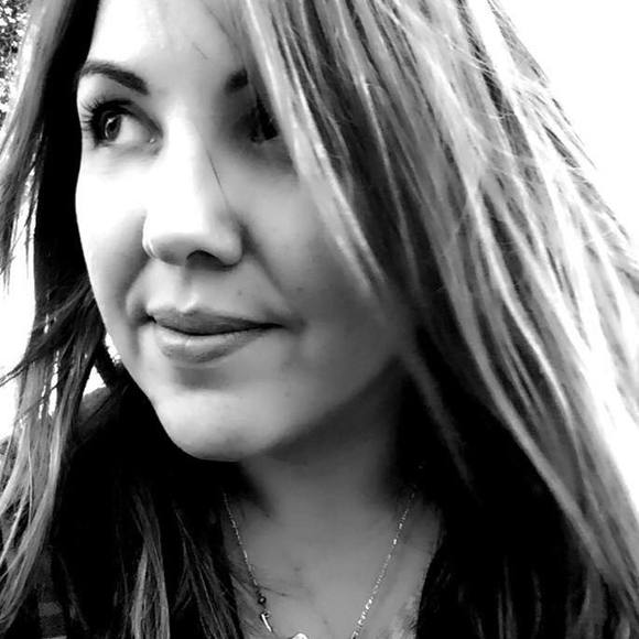 Meet your Posher, Luli - Picture 2 of 2